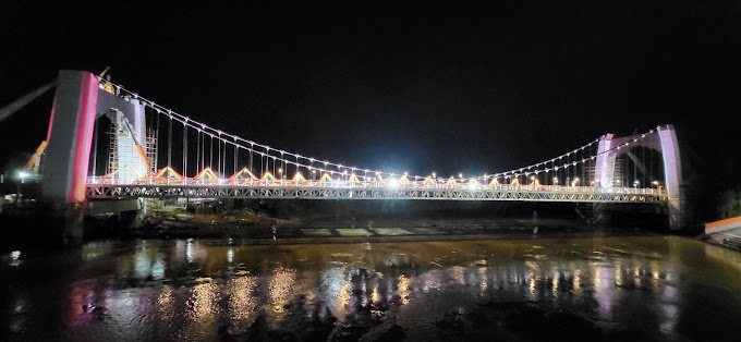 Lakshaman Jhula Bridge